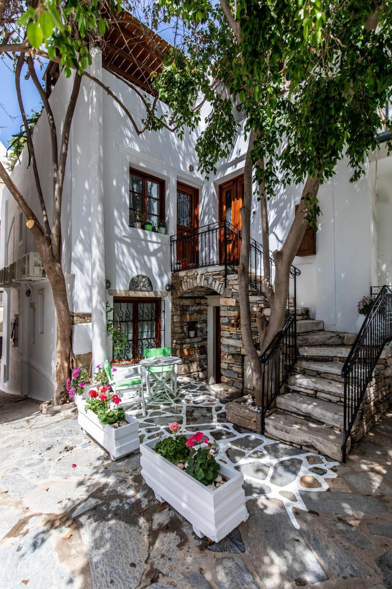 Arco Naxos Luxury Apartments Naxos City Eksteriør billede